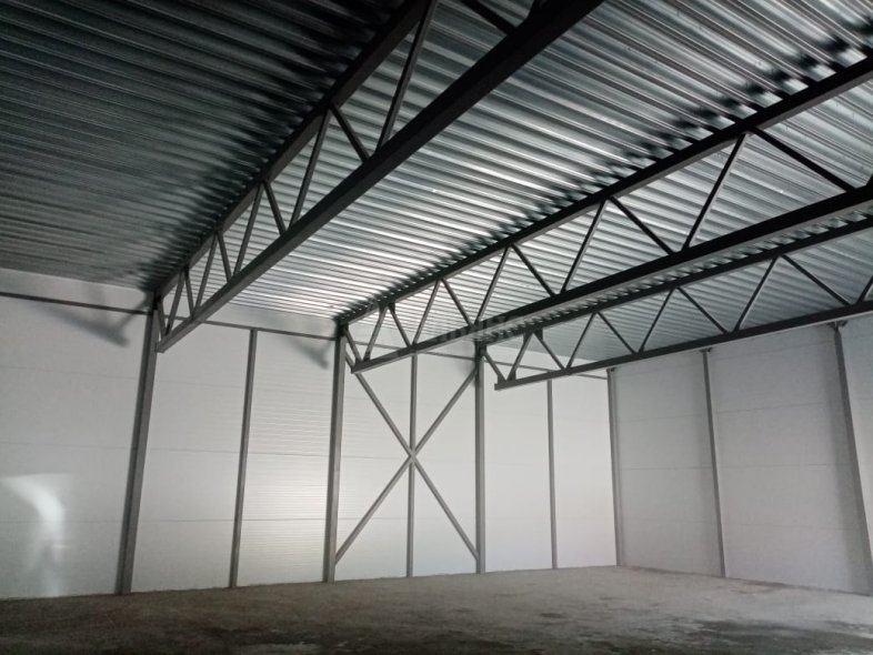 Гараж для грузовых автомобилей из сэндвич панелей - фото 5